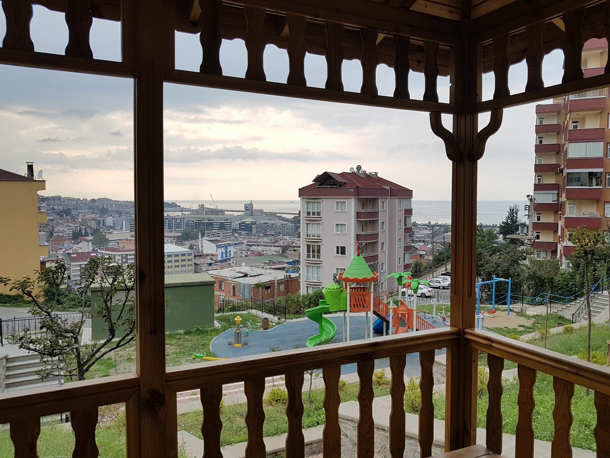 Nuralp Apart Otel - Трабзон Екстер'єр фото